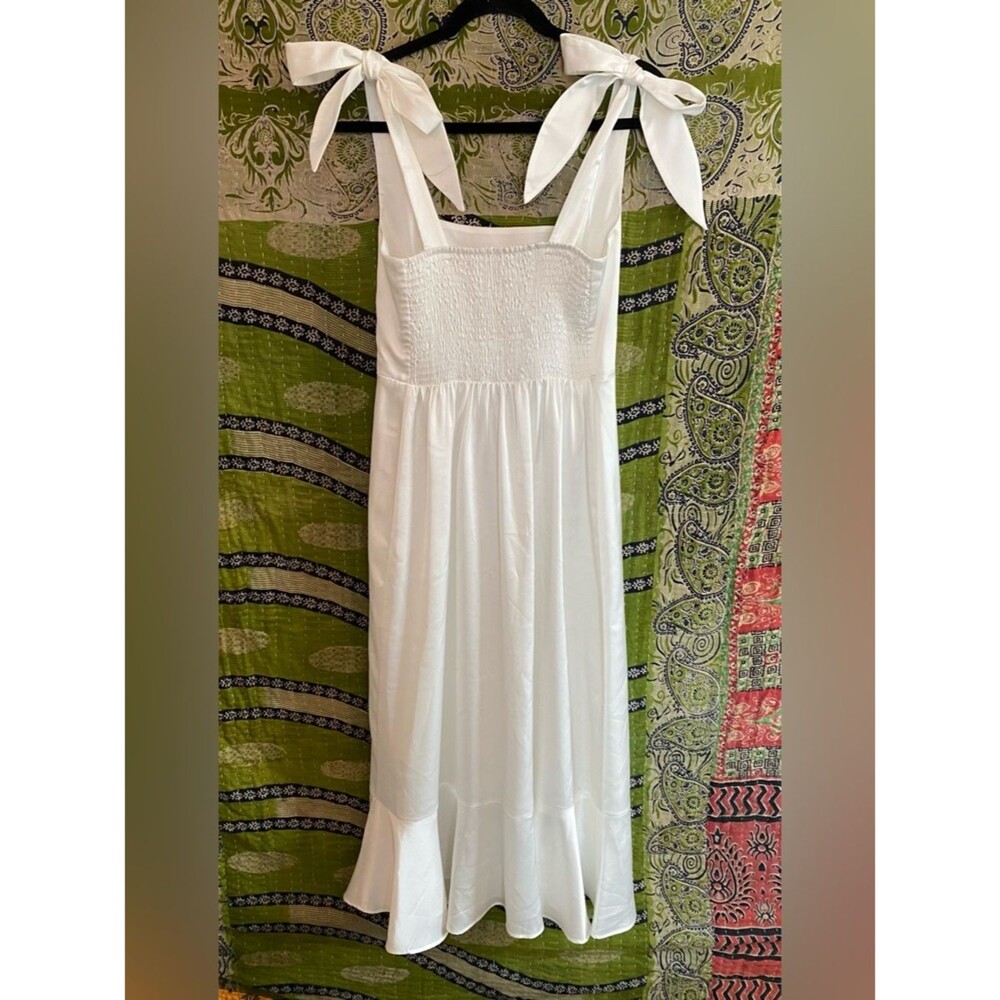 Show Me Your Mumu Ivory Luxe Satin Garden Midi Dress Size Medium Soft Girl - Picture 10 of 14